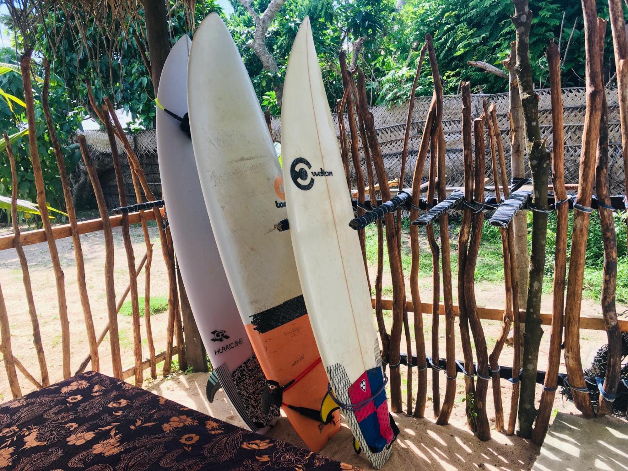 Laguna Surfing Stay Midigama East Eksteriør billede